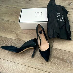 White House Black Market black pump 8.5